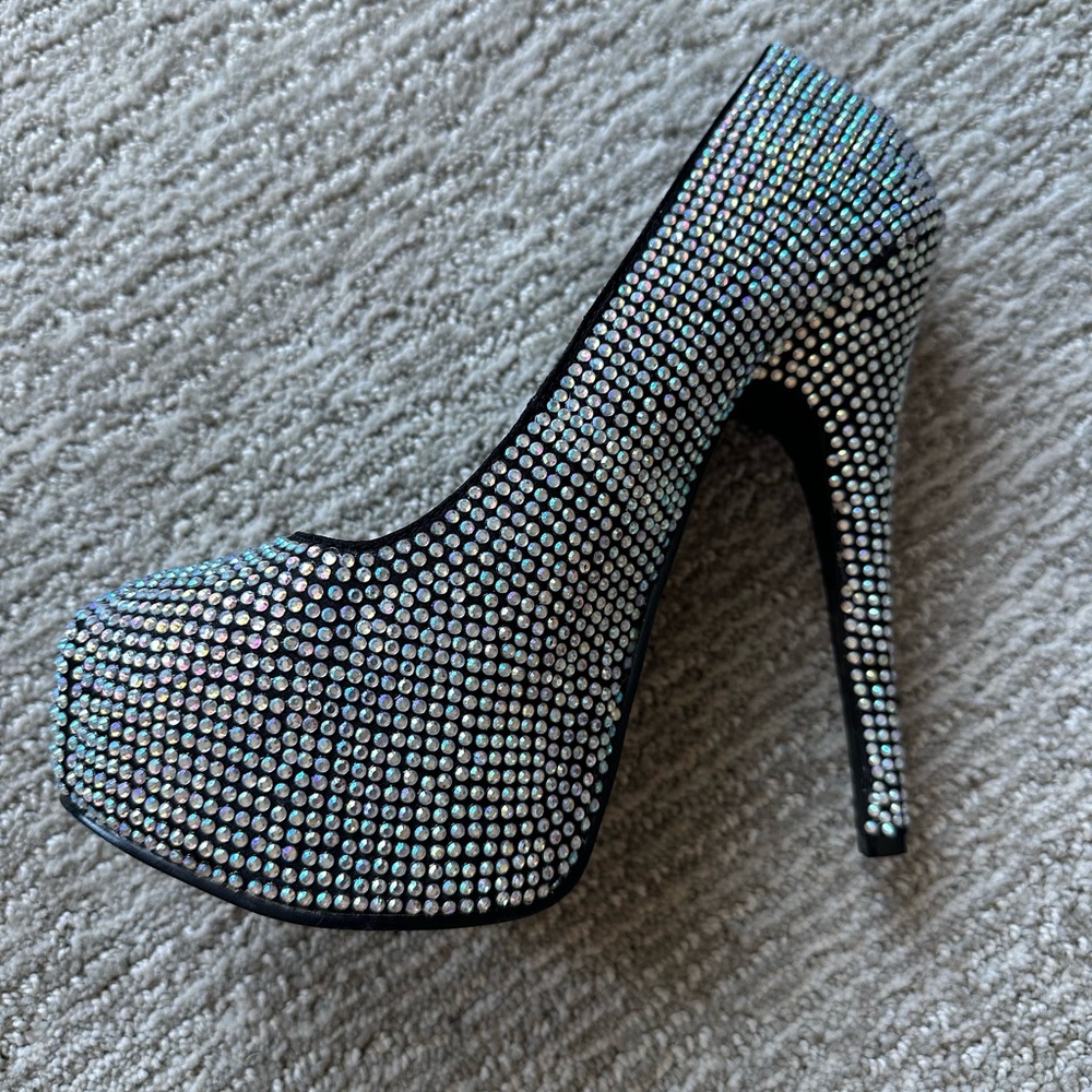 Bordello High Heel Shoes Size 7.5 White / Silver